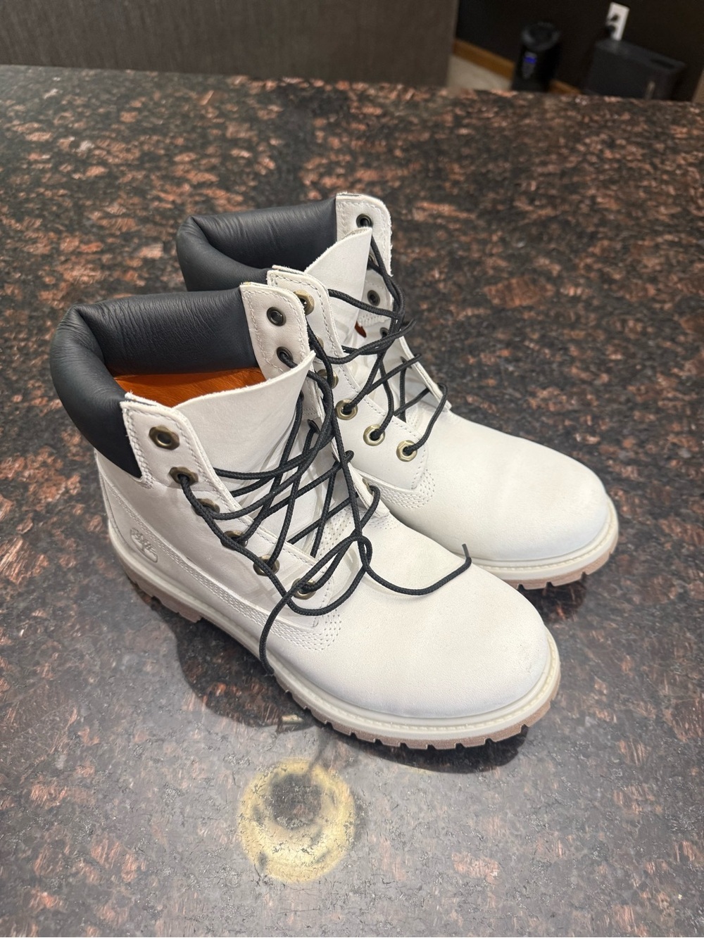 Timberland women's premium 6-inch waterproof boot - light gray nubuck - W7.5